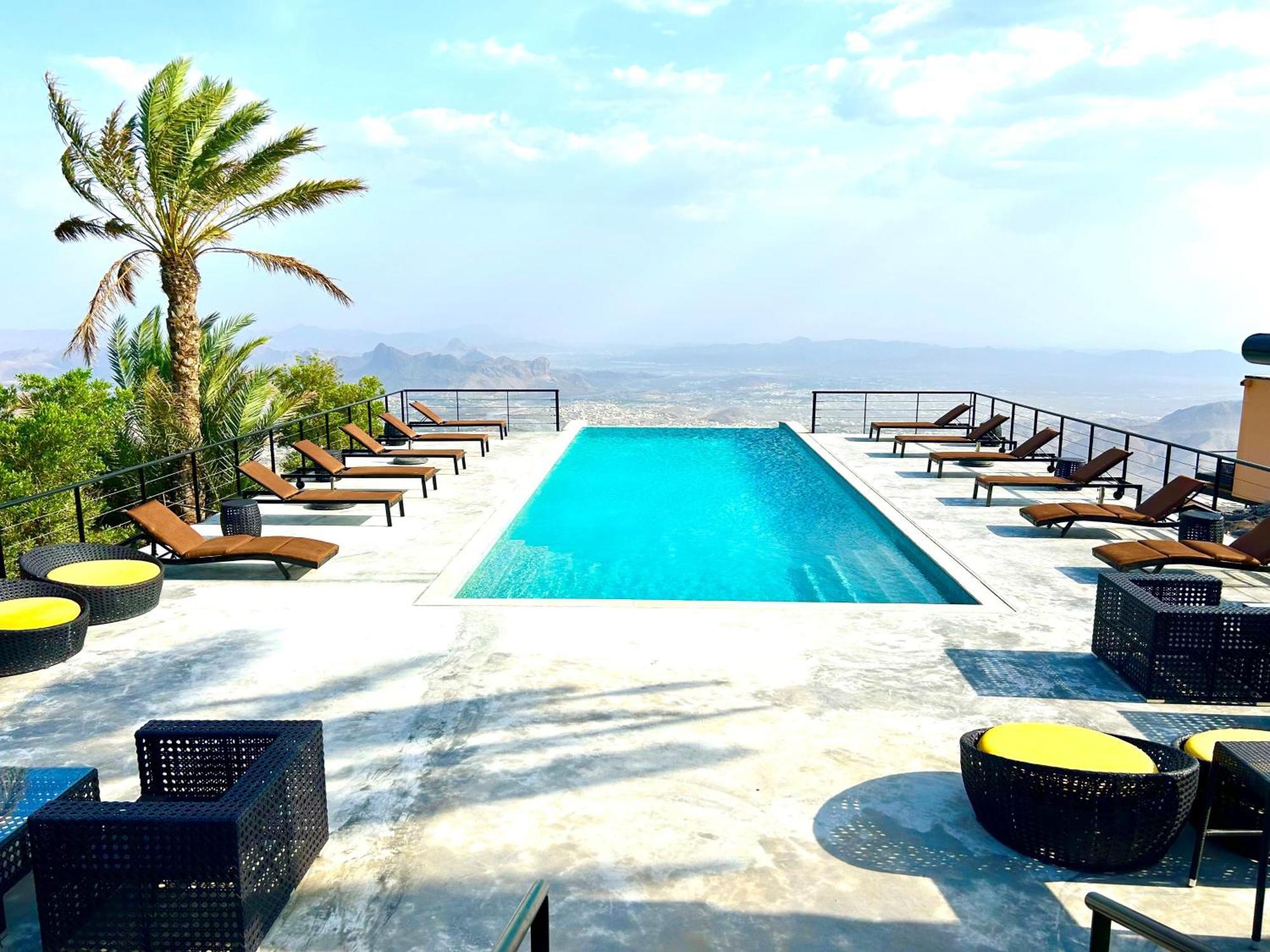 Hotel The View à Al Ḩamrāʼ Extérieur photo